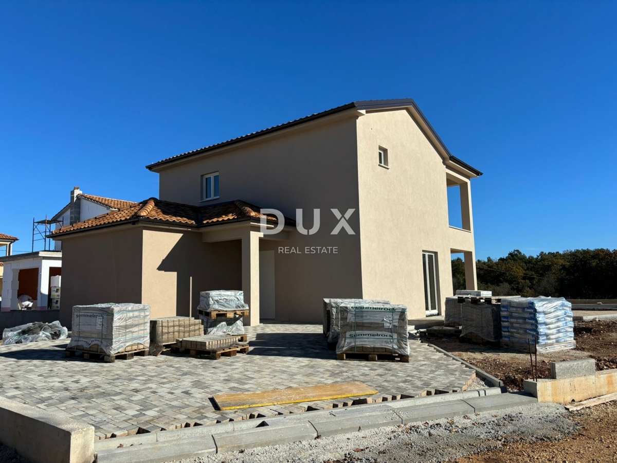 ISTRIA, ŽMINJ - Nuova casa mediterranea con vista sui vigneti in un complesso privato!