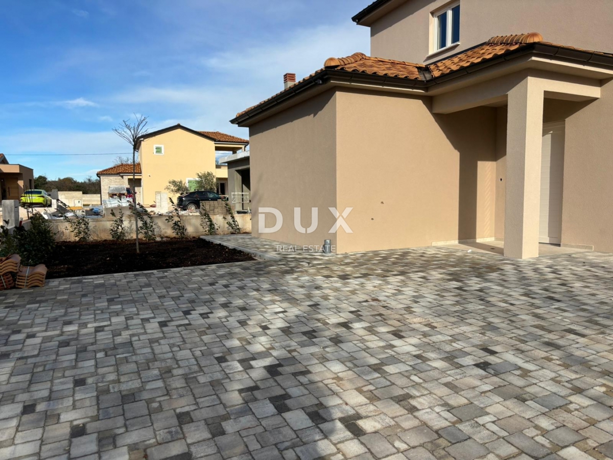 ISTRIA, ŽMINJ - Nuova casa mediterranea con vista sui vigneti in un complesso privato!