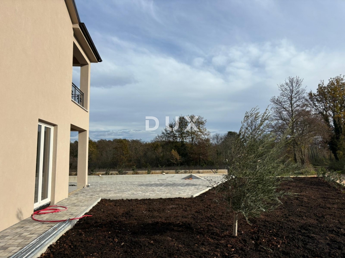 ISTRIA, ŽMINJ - Nuova casa mediterranea con vista sui vigneti in un complesso privato!