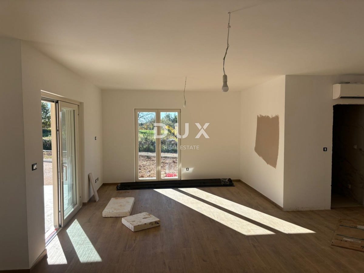 ISTRIA, ŽMINJ - Nuova casa mediterranea con vista sui vigneti in un complesso privato!