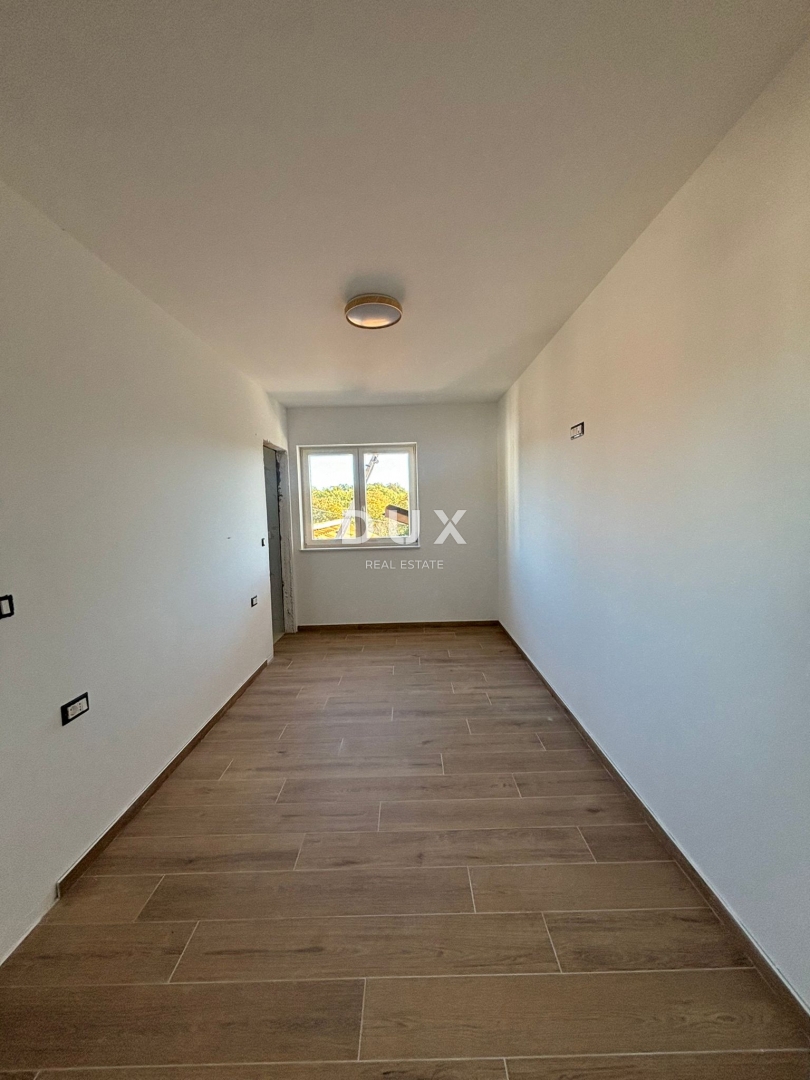 ISTRIA, ŽMINJ - Nuova casa mediterranea con vista sui vigneti in un complesso privato!