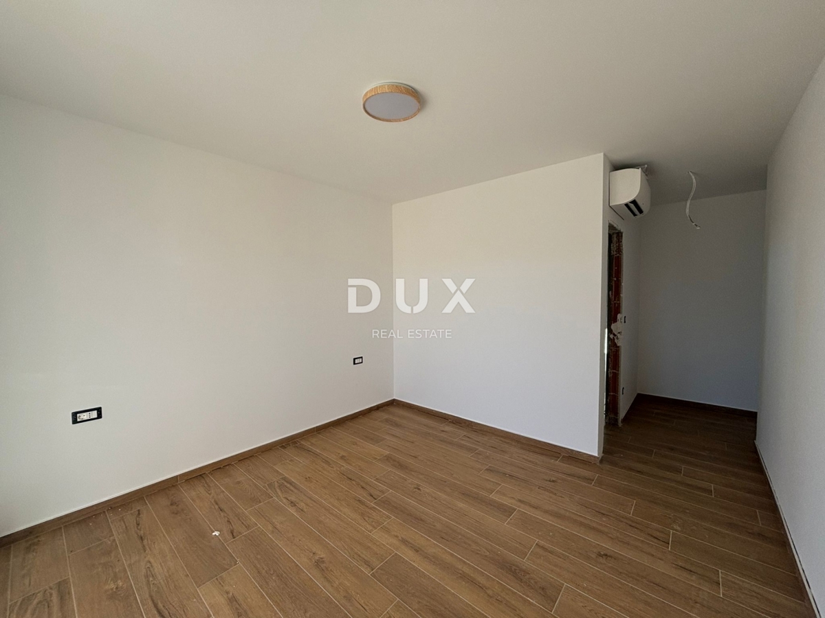 ISTRIA, ŽMINJ - Nuova casa mediterranea con vista sui vigneti in un complesso privato!