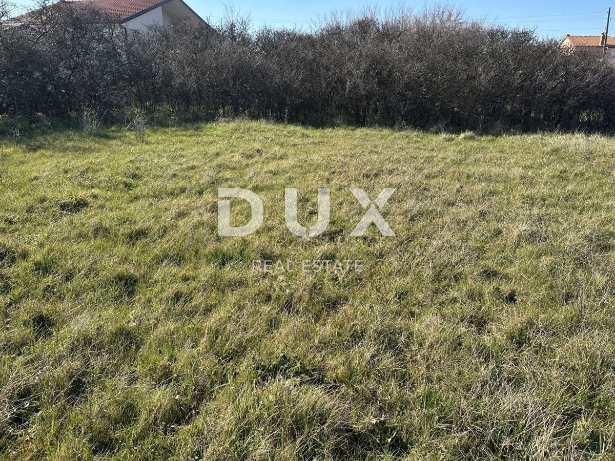 ZEMUNIK DONJI - Terreno edificabile 602m²!
