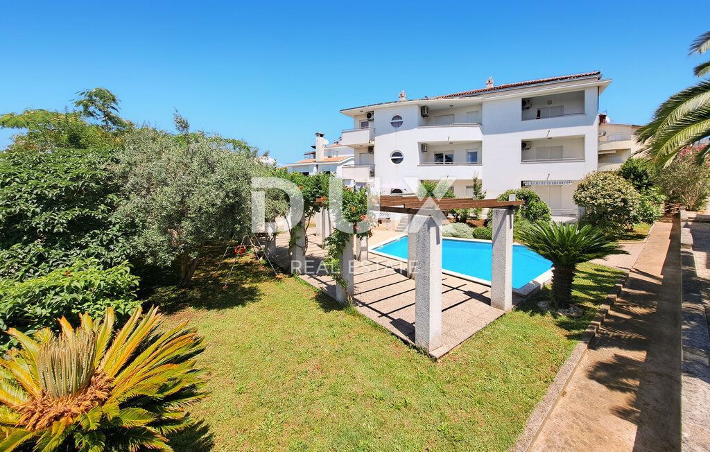 ISTRIA, MEDULINO - appartamento 2BR+DB con vista mare e piscina