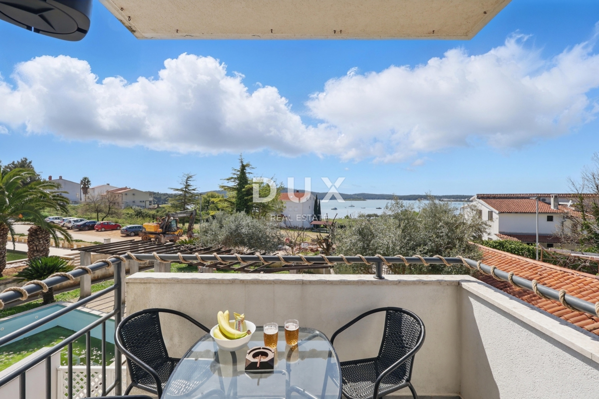 ISTRIA, MEDULINO - appartamento 2BR+DB con vista mare e piscina