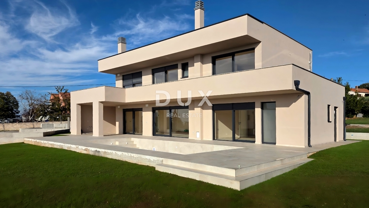 ISTRIA, PARENZO - Casa di alta qualità con piscina