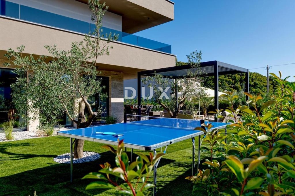 ISTRIA, POLA (dintorni) - Bellissima villa nuova e arredata nelle immediate vicinanze della città!