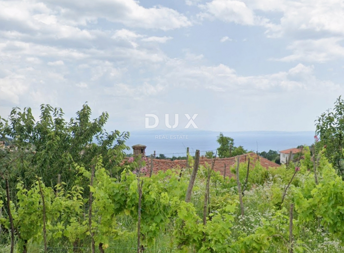 OPATIJA, MATULJI - terreno edificabile 2300m2 CON PERMESSO DI COSTRUZIONE!!! e con vista panoramica sul mare