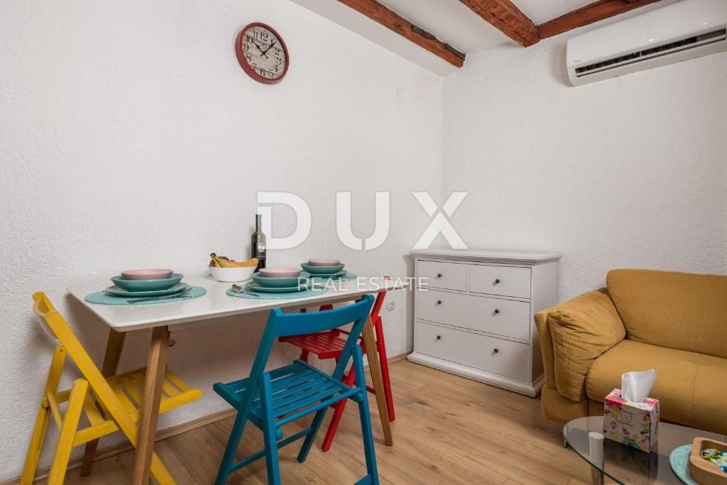 RIJEKA, CENTRO - 2BR + SOGGIORNO 100 m dal Korzo