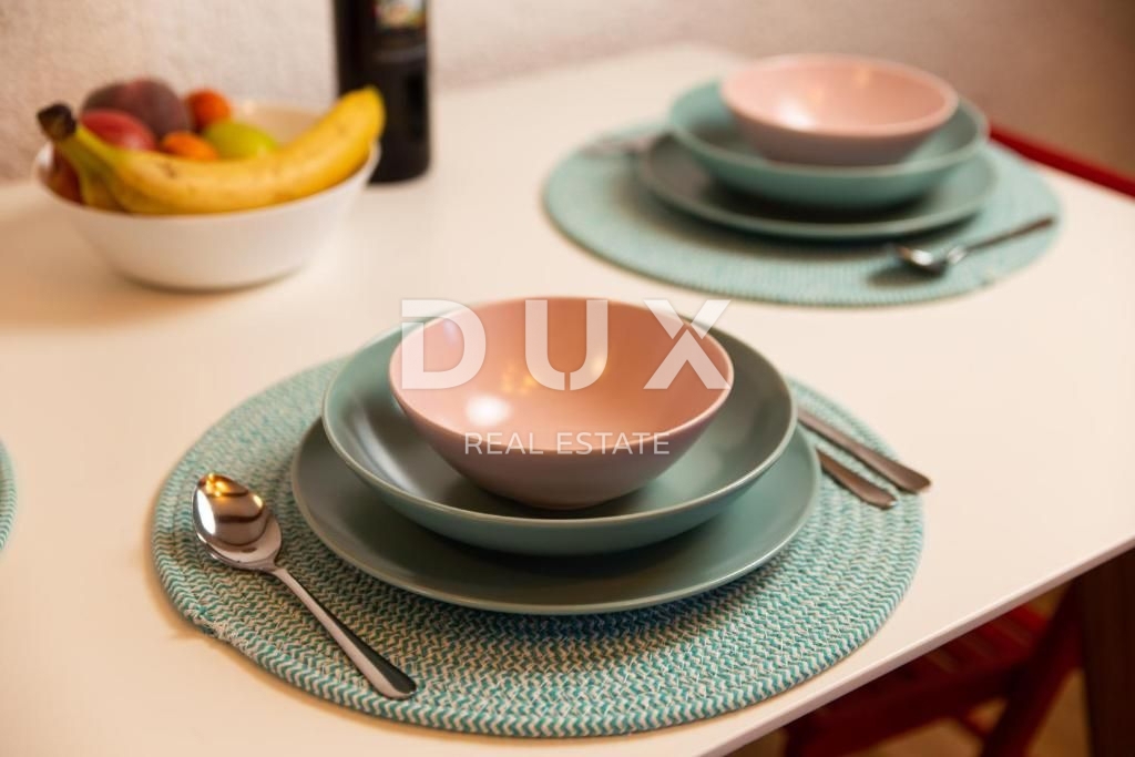 RIJEKA, CENTRO - 2BR + SOGGIORNO 100 m dal Korzo