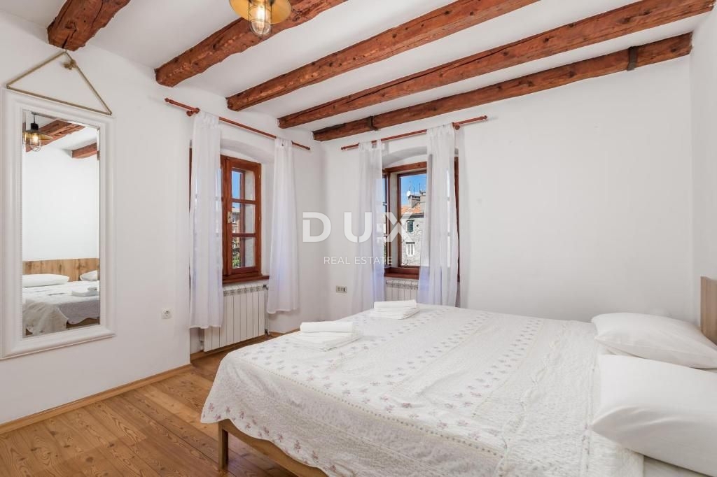 RIJEKA, CENTRO - 2BR + SOGGIORNO 100 m dal Korzo