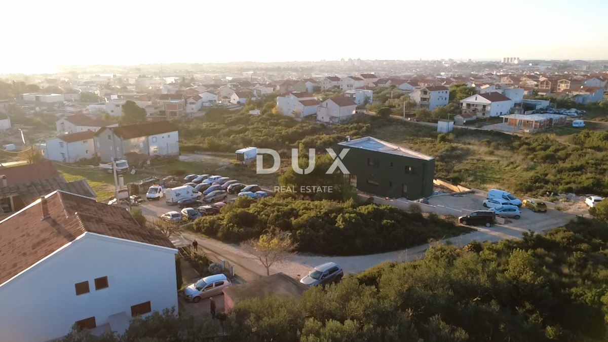 ZADAR, PLOČE - Terreno edificabile con vista mare per la costruzione di un edificio!