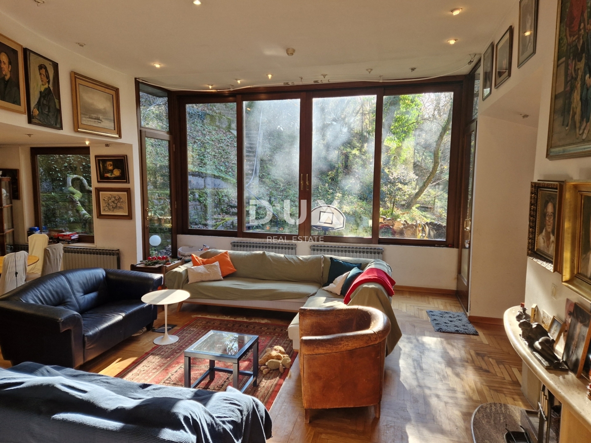 ZAGABRIA, CITTÀ ALTA - Una casa unica immersa nella natura