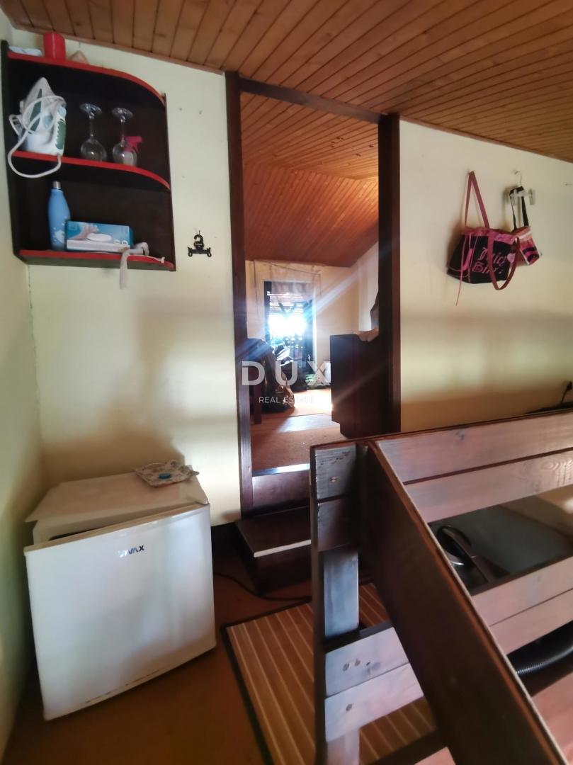 ISTRIA, ČERVAR PORAT - Appartamento duplex all'ultimo piano con vista mare!