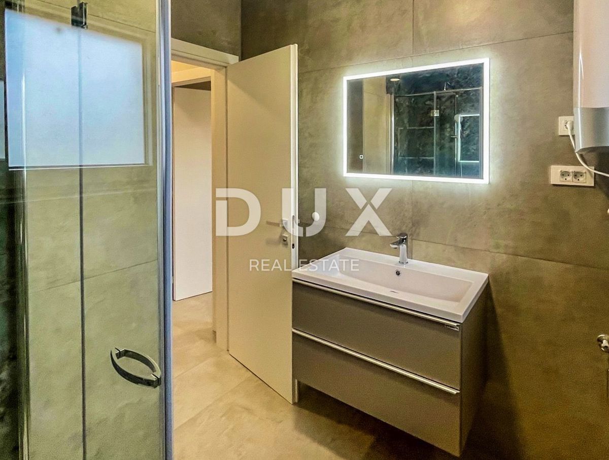 ZARA, PRIVLAKA - Appartamento con giardino in un nuovo edificio. VICINO AL MARE!