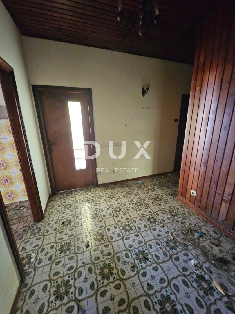 OPATIJA, CENTRO - casa indipendente 250m2 con vista panoramica sul mare + dintorni 740m2