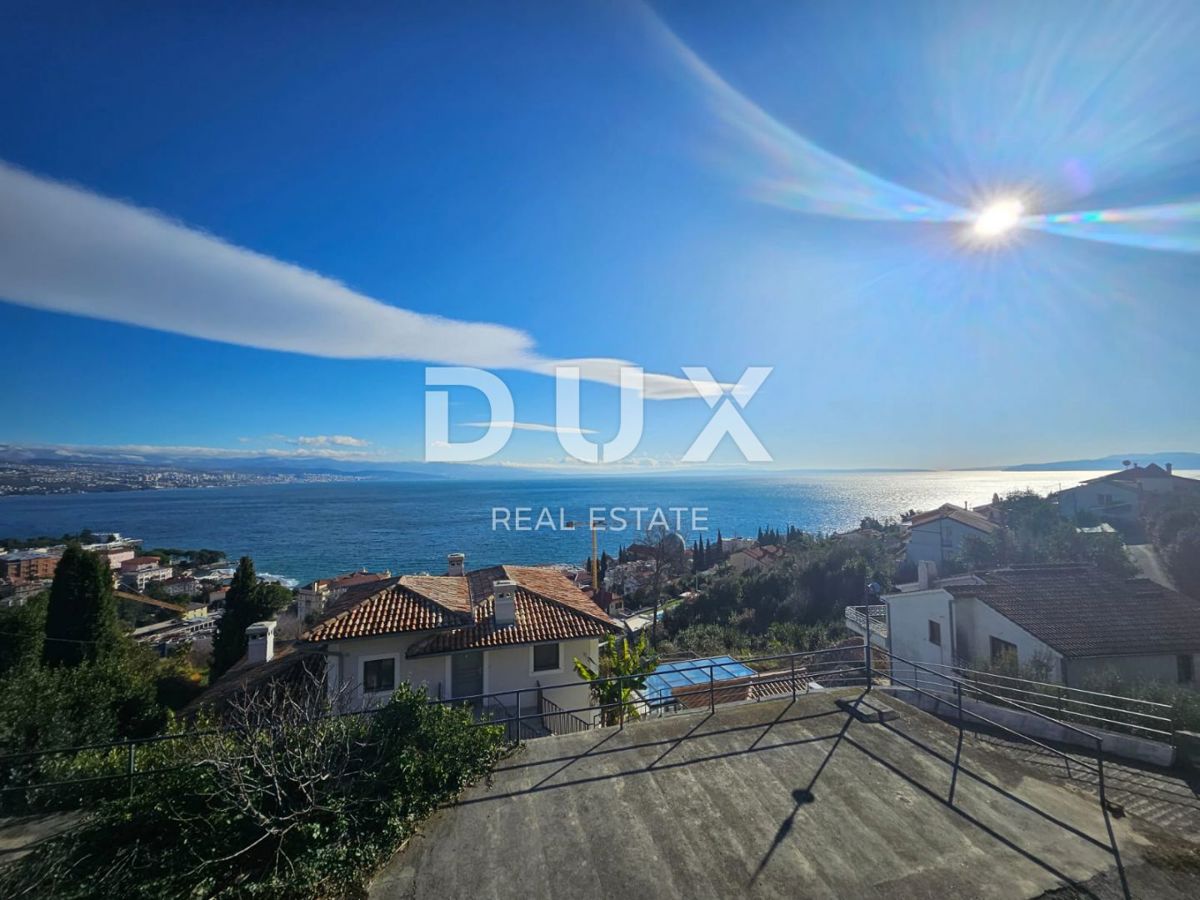OPATIJA, CENTRO - casa indipendente 250m2 con vista panoramica sul mare + dintorni 740m2