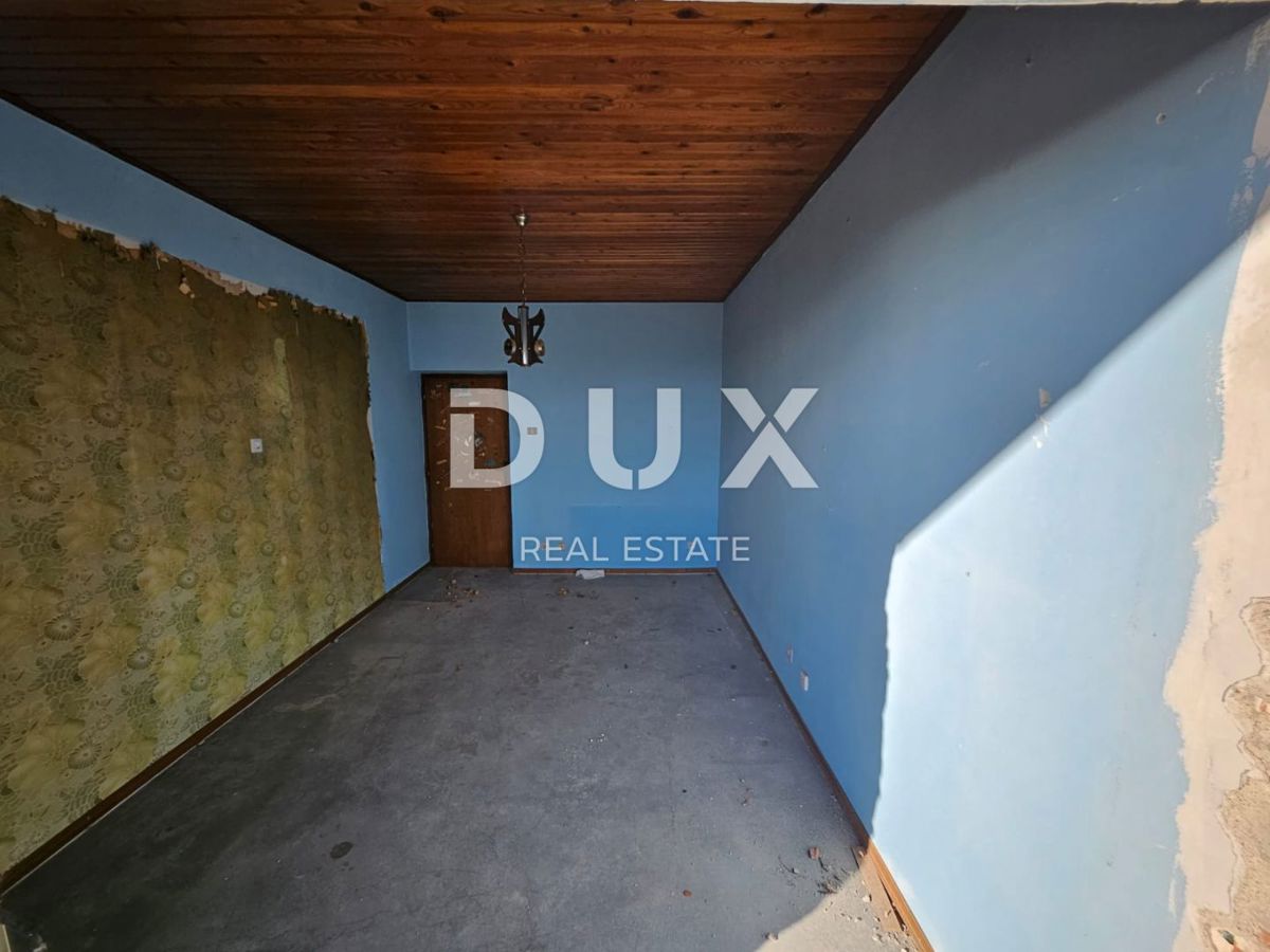 OPATIJA, CENTRO - casa indipendente 250m2 con vista panoramica sul mare + dintorni 740m2