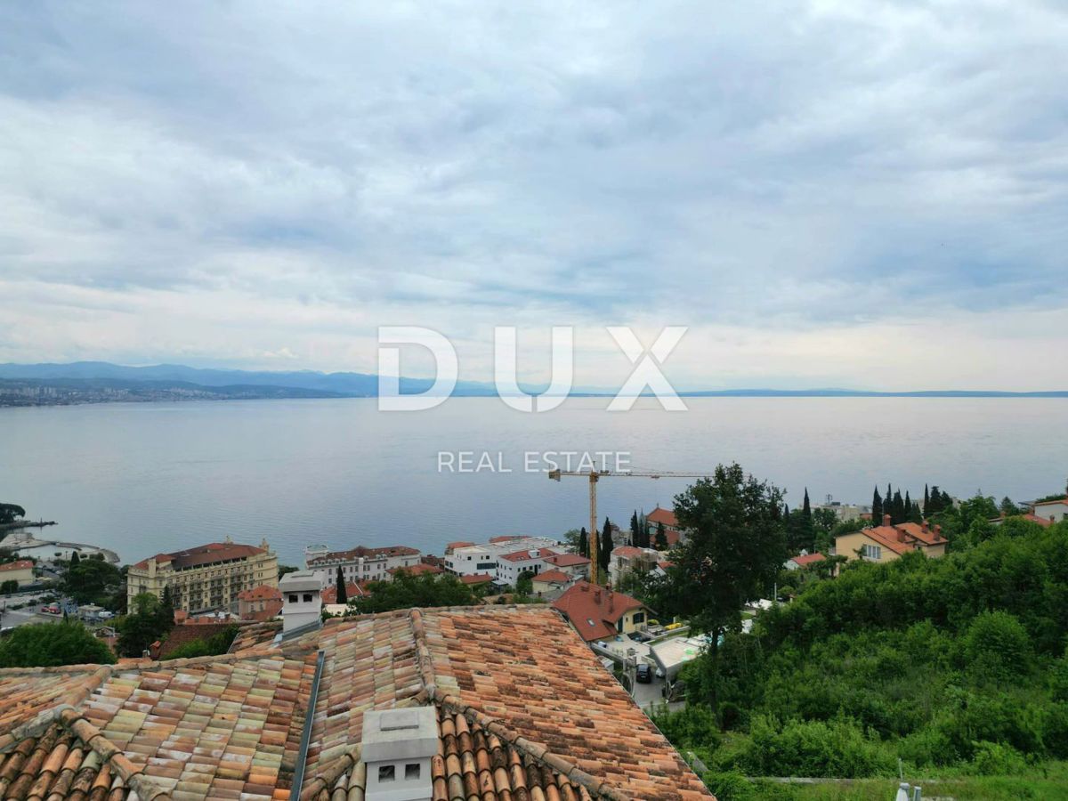 OPATIJA, CENTRO - casa indipendente 250m2 con vista panoramica sul mare + dintorni 740m2