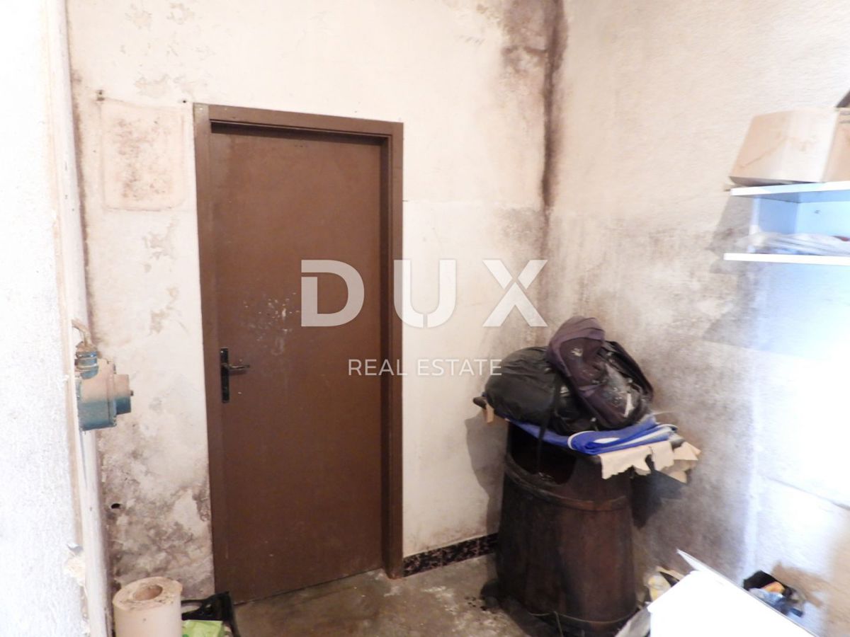 OPATIJA, CENTRO - casa indipendente 250m2 con vista panoramica sul mare + dintorni 740m2