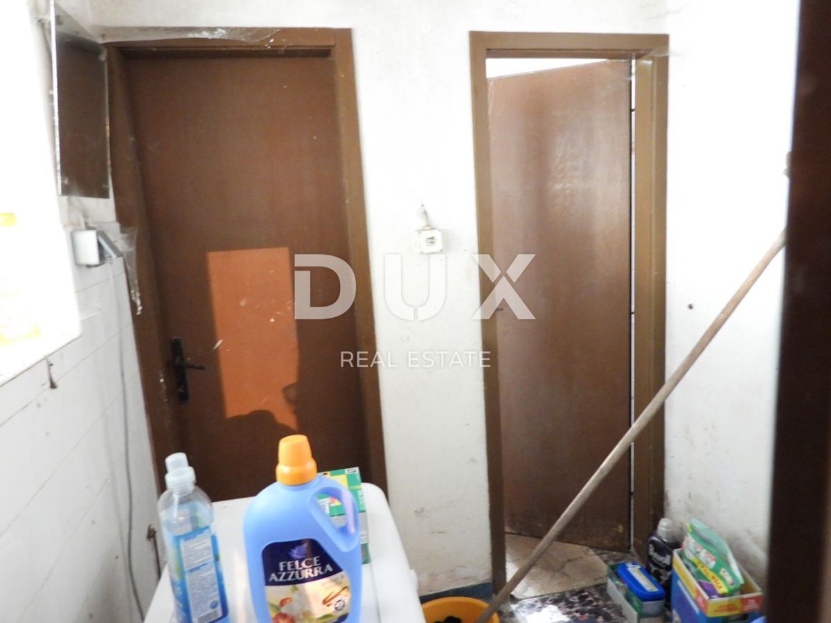 OPATIJA, CENTRO - casa indipendente 250m2 con vista panoramica sul mare + dintorni 740m2