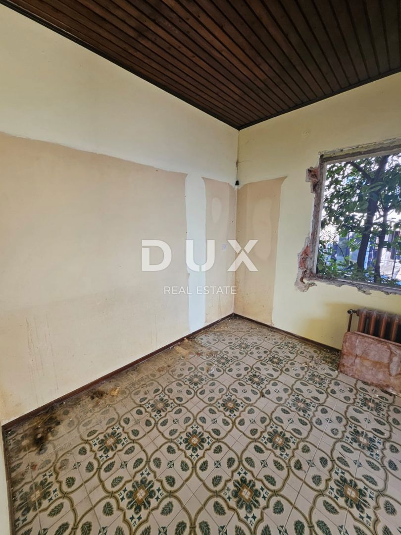 OPATIJA, CENTRO - casa indipendente 250m2 con vista panoramica sul mare + dintorni 740m2