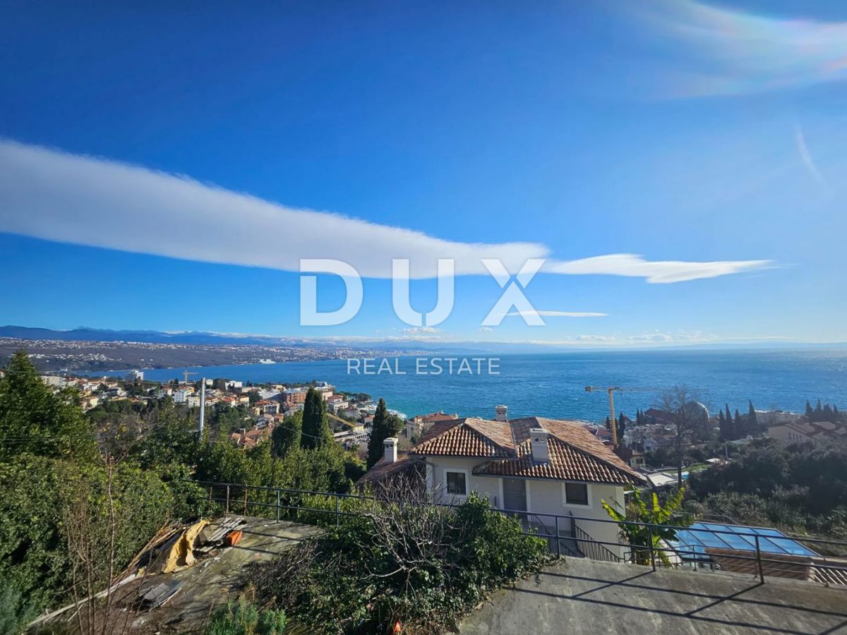 OPATIJA, CENTRO - casa indipendente 250m2 con vista panoramica sul mare + dintorni 740m2