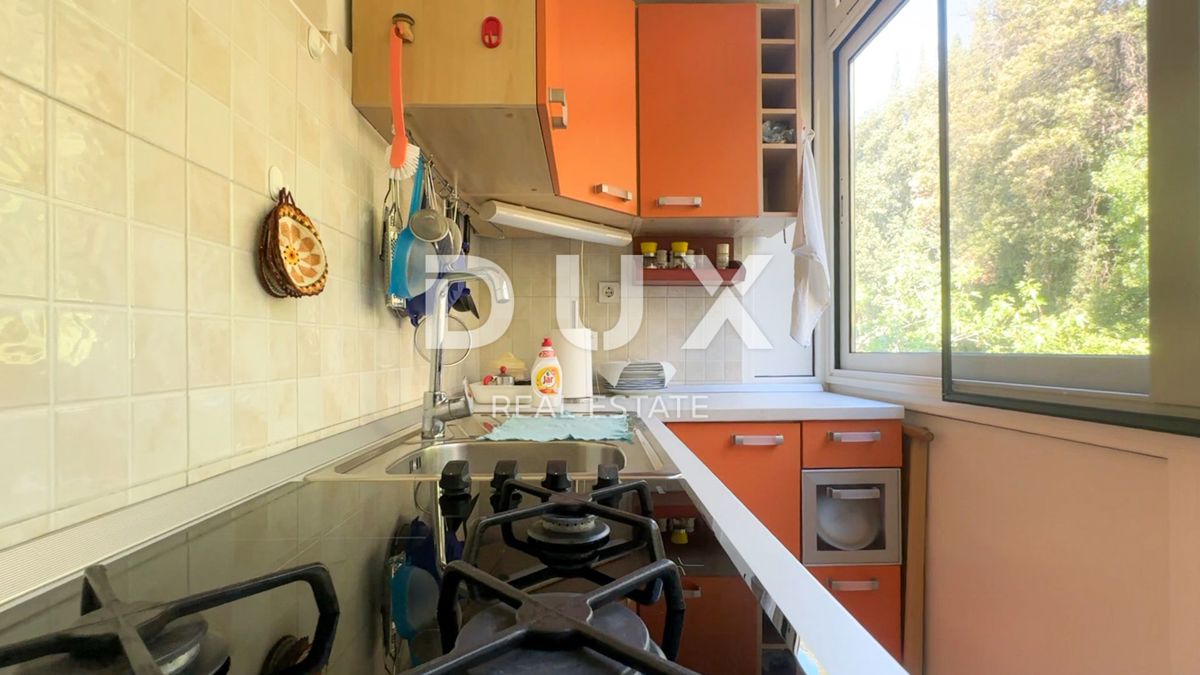 ISTRIA, RABAC - Esclusivo, solo nella nostra offerta! Appartamento arredato con vista mare