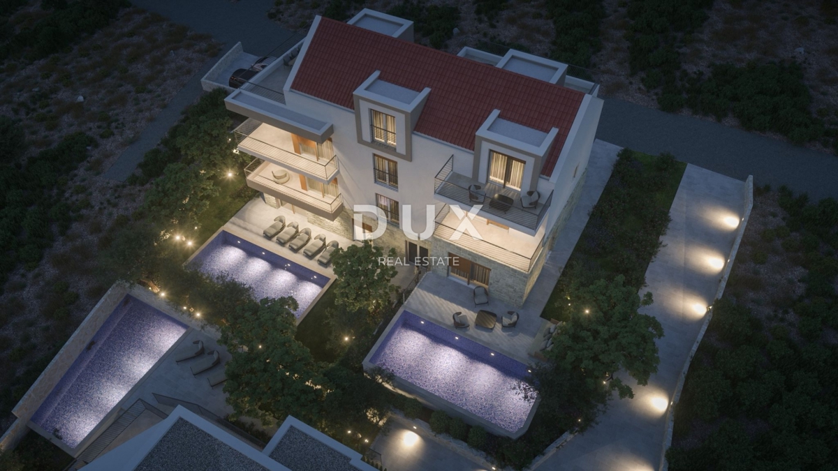 ROGOZNICA, STIVAŠNICA – Appartamento al piano terra con piscina e vista mare