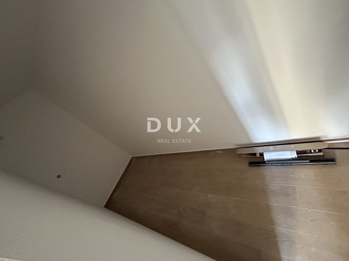 ROGOZNICA, STIVAŠNICA – Appartamento al piano terra con piscina e vista mare