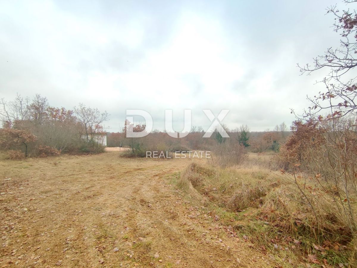 ISTRIA, VODNJAN - Terreno edificabile in posizione tranquilla con collegamenti