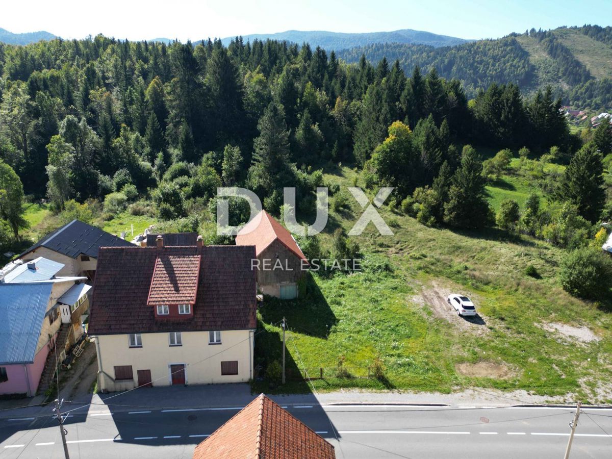 GORSKI KOTAR, SUNGER - terreno 9000m2 + vecchia casa + 2 annessi CON PERMESSO DI COSTRUZIONE!!