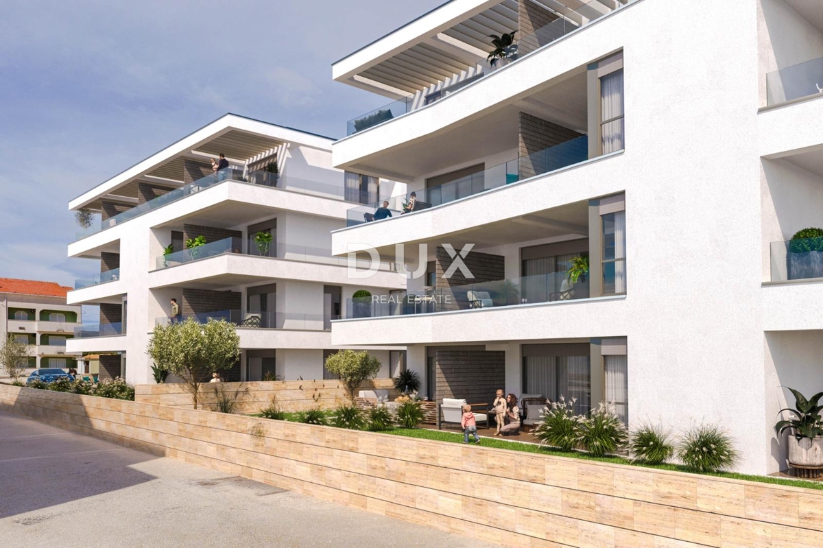 PAG, POVLJANA - OCCASIONE! Nuovo edificio a 200 metri dalla spiaggia! S2