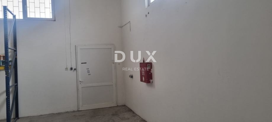 ZADAR, NOVI BOKANJAC - Magazzino e locali commerciali in vendita!