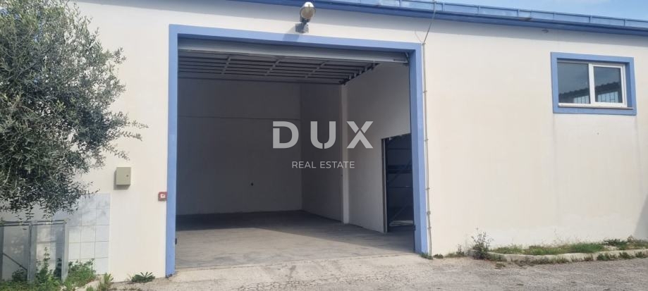 ZADAR, NOVI BOKANJAC - Magazzino e locali commerciali in vendita!