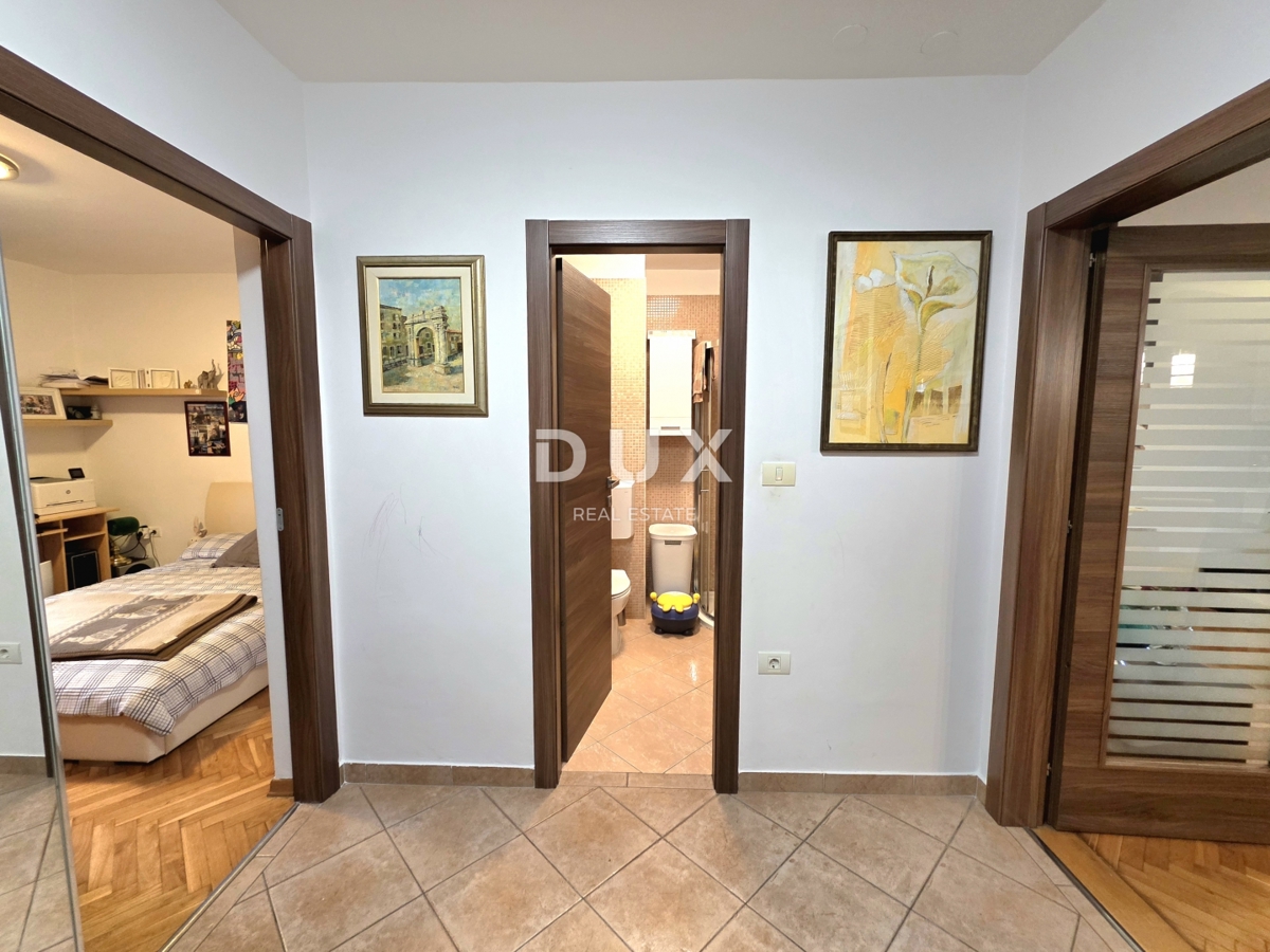 ISTRIA, FAŽANA - Appartamento familiare su due piani con 3 camere da letto + soggiorno a 150 metri dalla spiaggia e dal centro