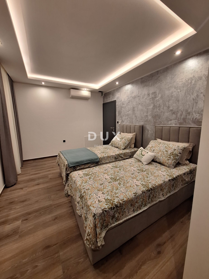 NOVI VINODOLSKI - Villa di lusso con piscina, vista mare, a soli 300 m dal mare