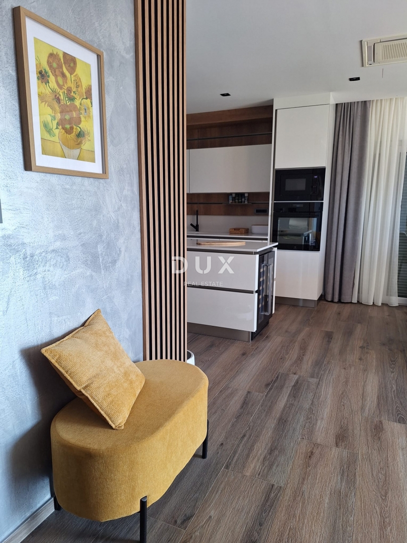 NOVI VINODOLSKI - Villa di lusso con piscina, vista mare, a soli 300 m dal mare