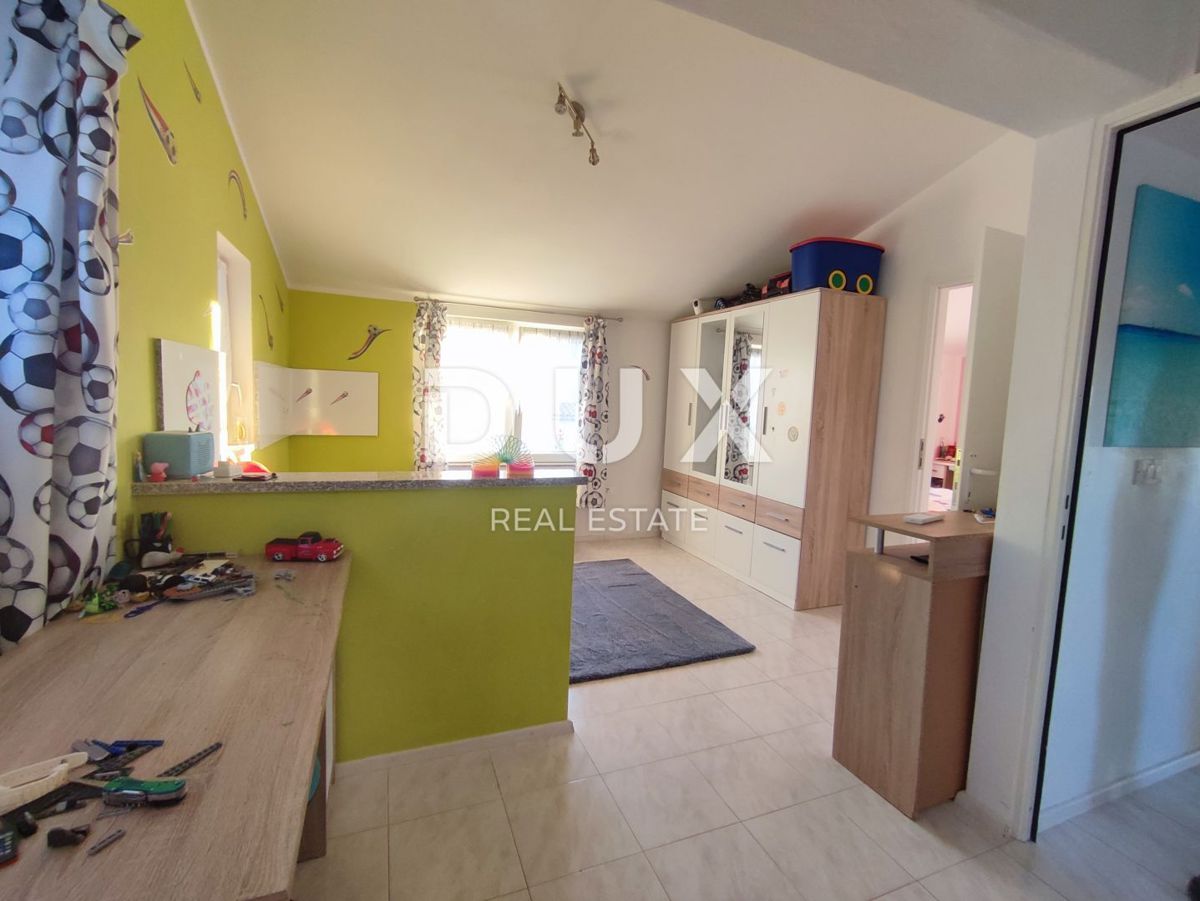 ISTRIA, POLA - Casa familiare in posizione tranquilla