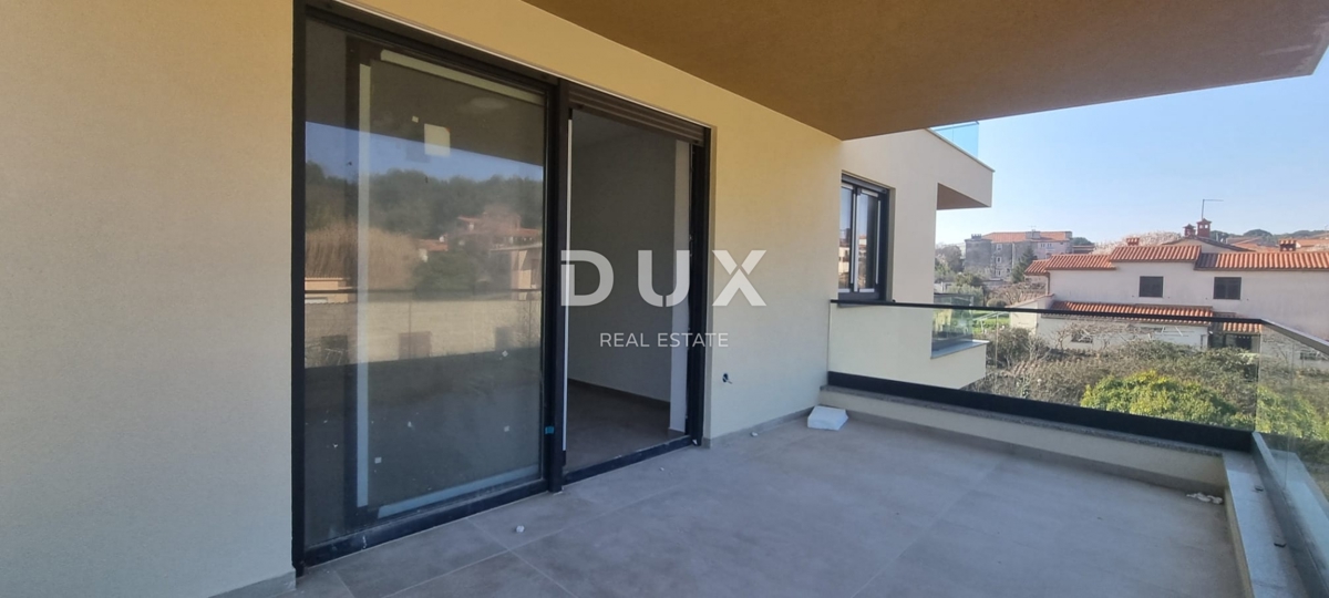 ISTRIA, POLA - Nuovo edificio moderno in un'ottima posizione!