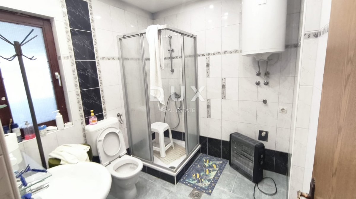 Locale commerciale Vrhovčak, Samobor - Okolica, 3.892m2