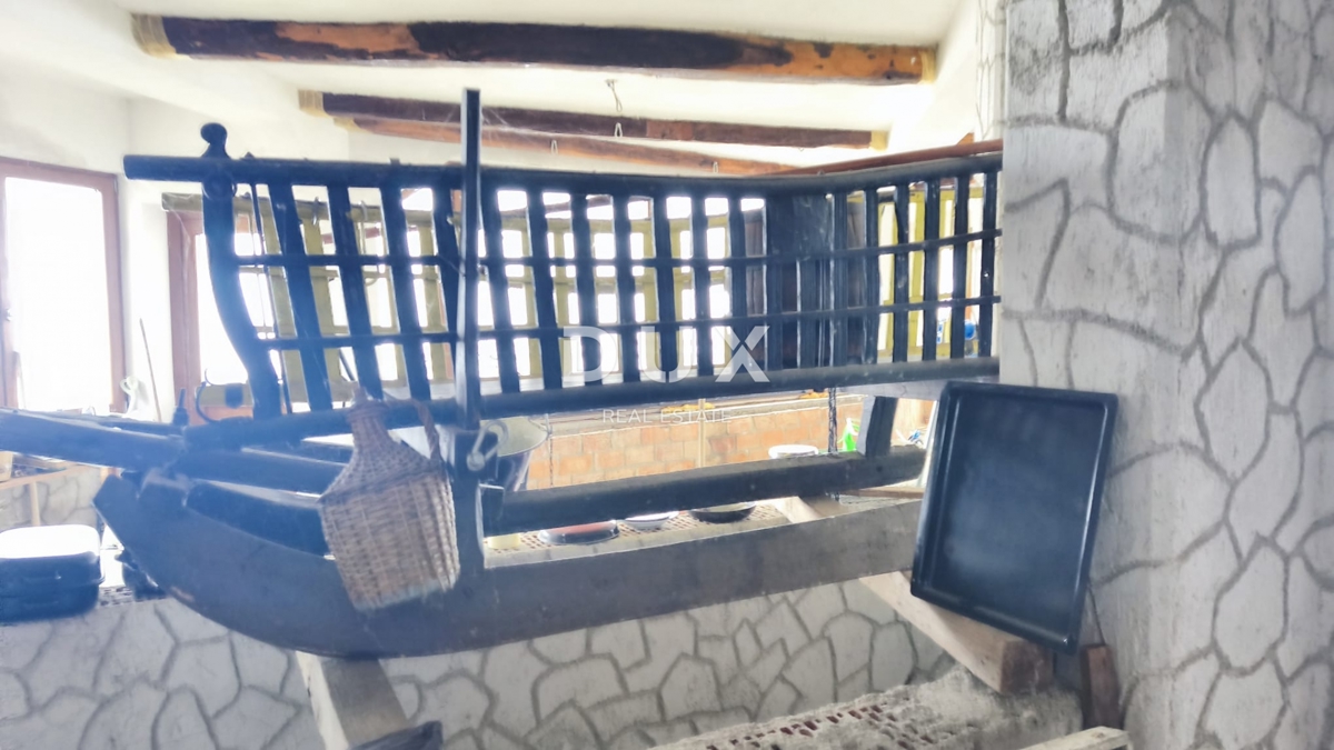 Locale commerciale Vrhovčak, Samobor - Okolica, 3.892m2