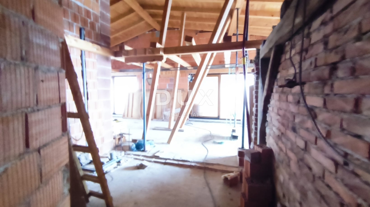 Locale commerciale Vrhovčak, Samobor - Okolica, 3.892m2