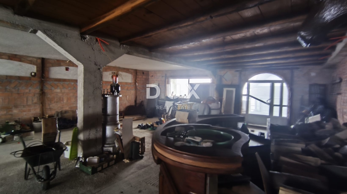 Locale commerciale Vrhovčak, Samobor - Okolica, 3.892m2