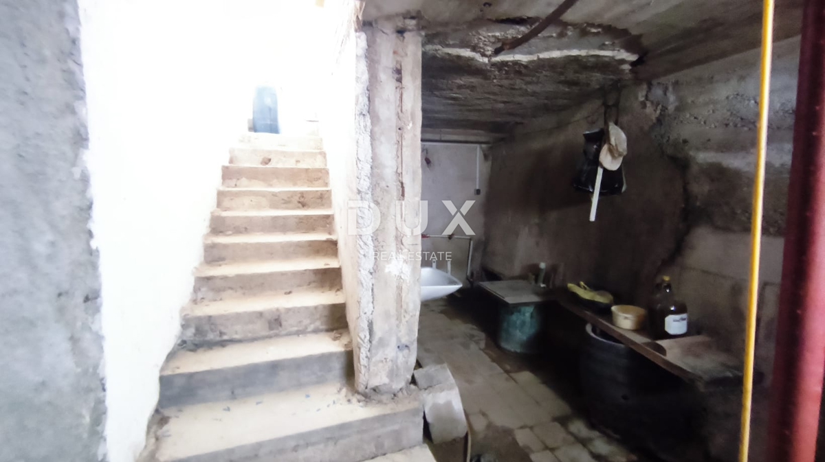 Locale commerciale Vrhovčak, Samobor - Okolica, 3.892m2