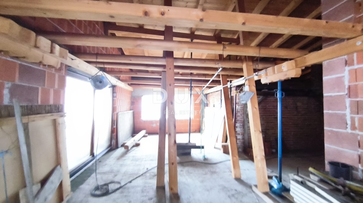 Locale commerciale Vrhovčak, Samobor - Okolica, 3.892m2