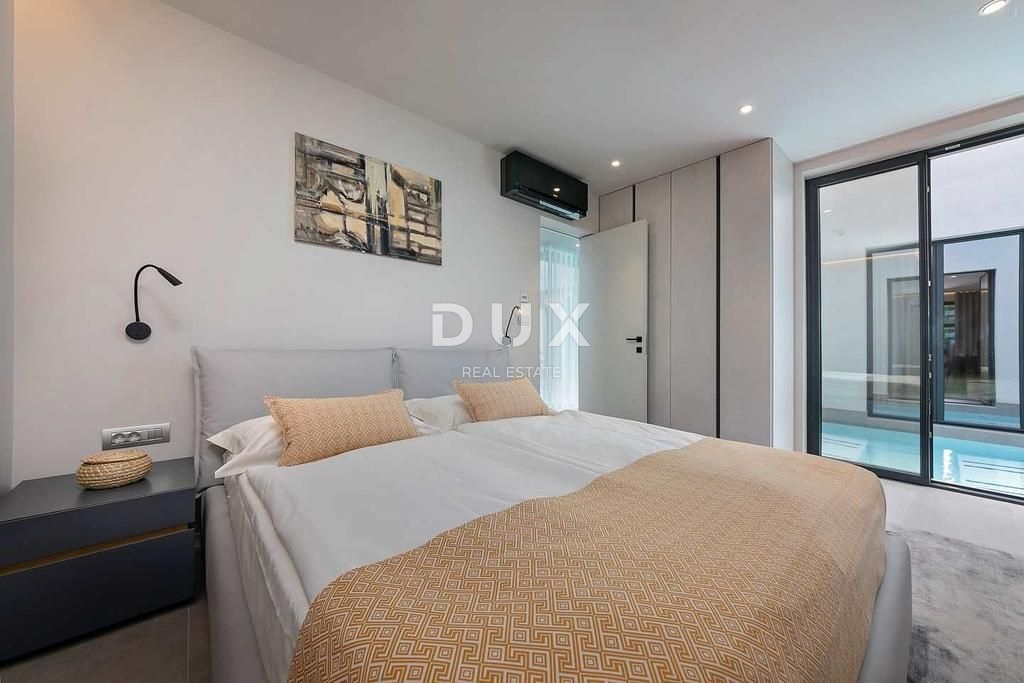 ISTRIA, PARENZO - Villa di design con piscina e vista mare