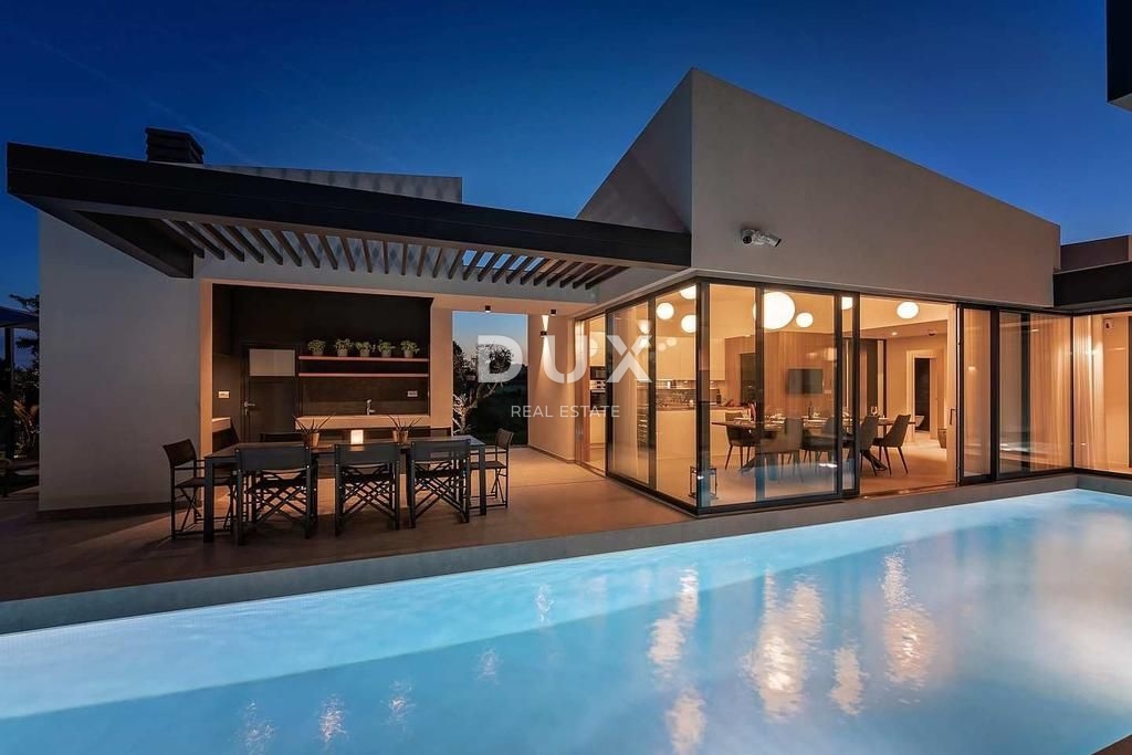 ISTRIA, PARENZO - Villa di design con piscina e vista mare