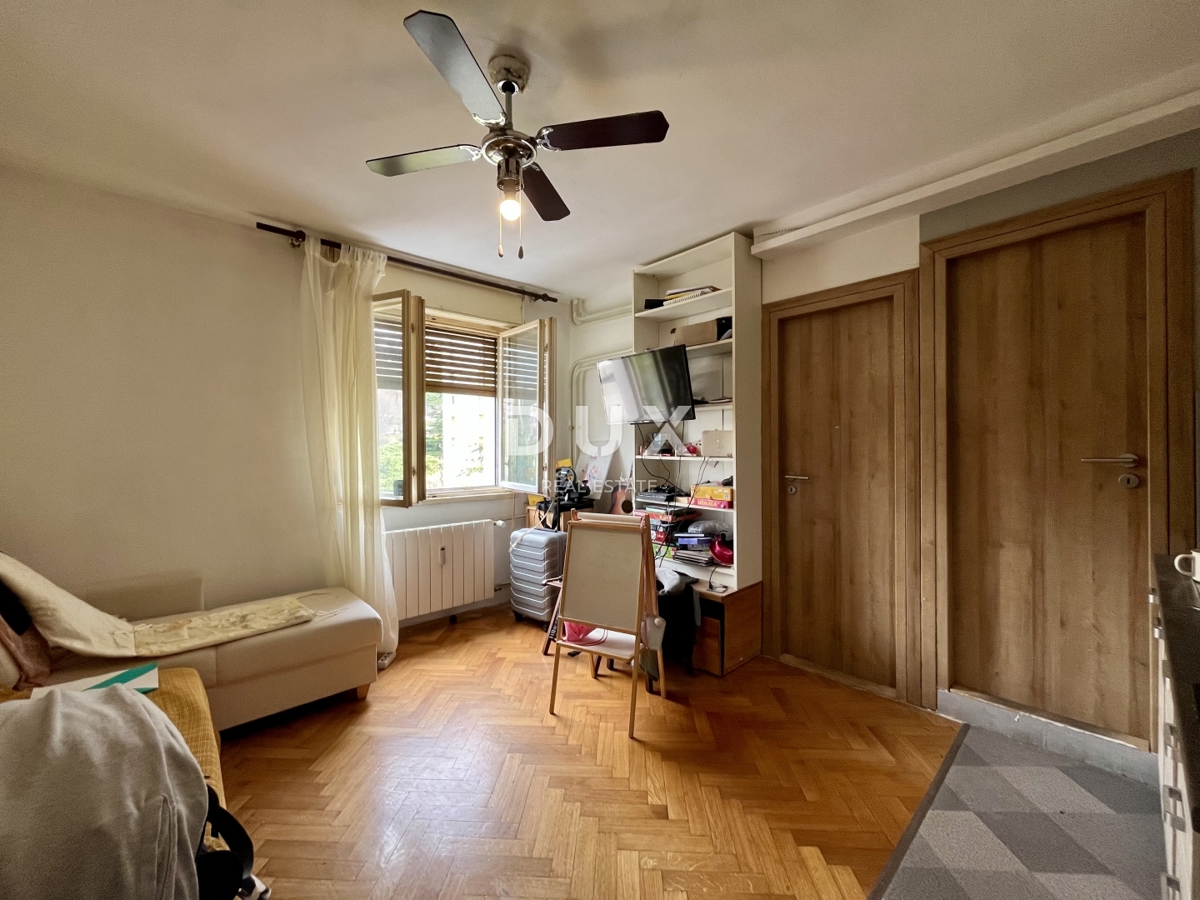 RIJEKA, GORNJA VEŽICA - 68m2, vista mare, da ristrutturare