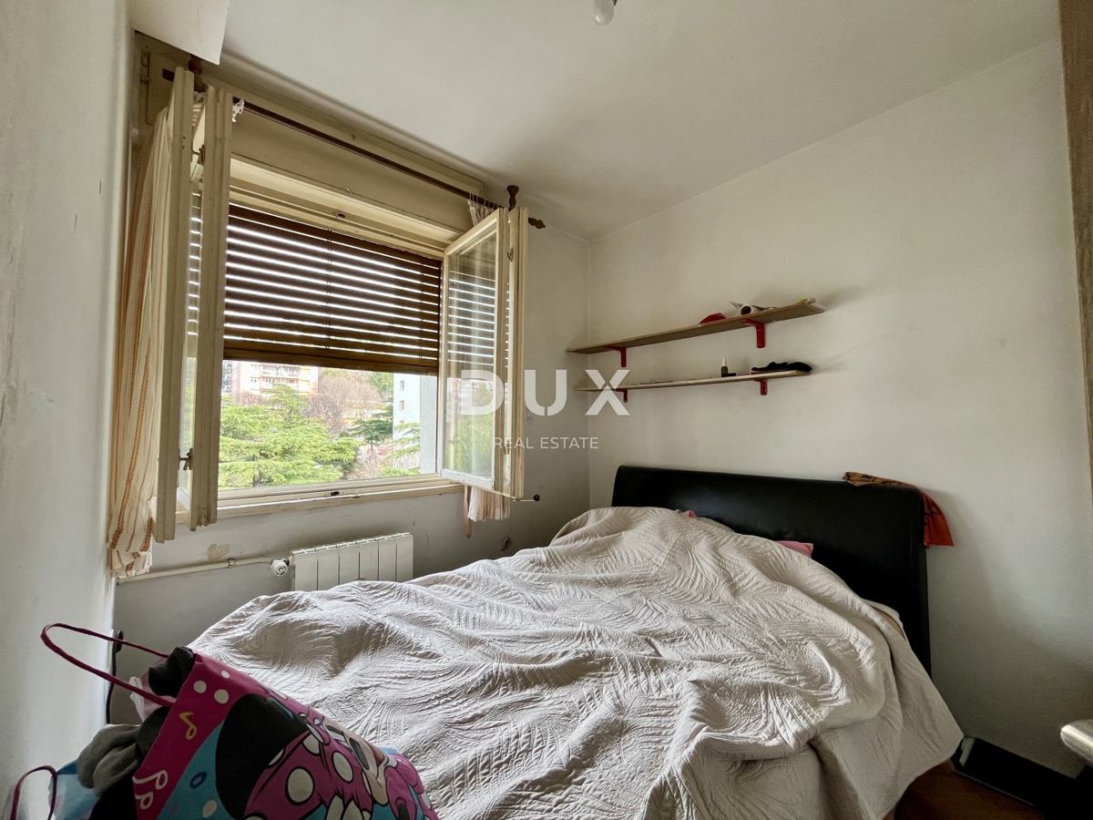 RIJEKA, GORNJA VEŽICA - 68m2, vista mare, da ristrutturare